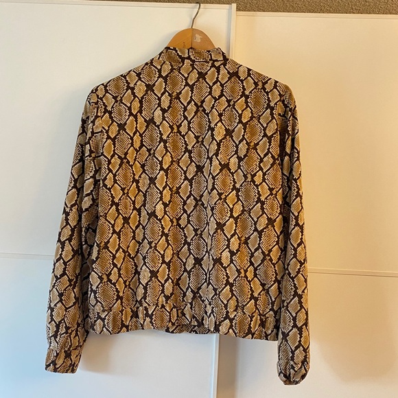 LAST DAY TO BUY! MICHAEL KORS JACKET - Picture 13 of 13